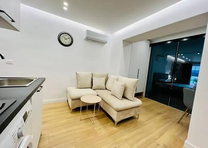 Come&recome * Tirana